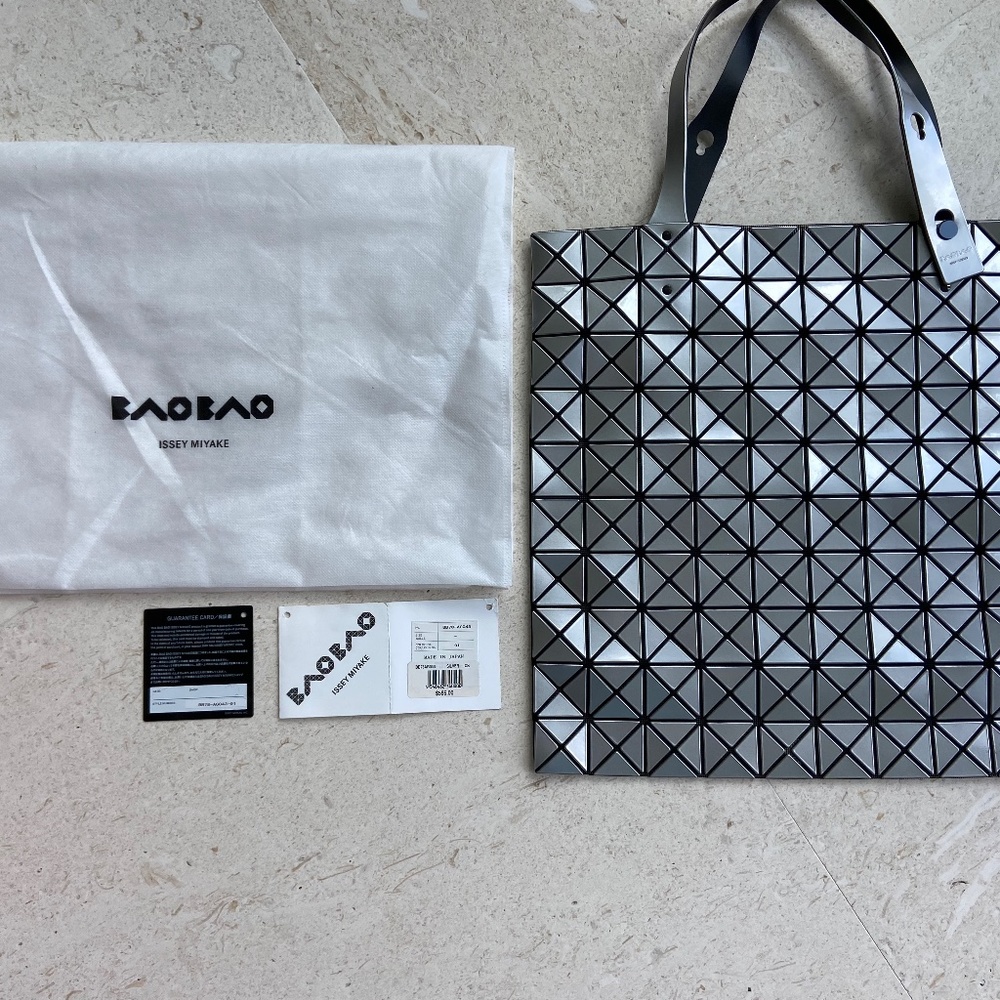 Baobao Issey Miyake